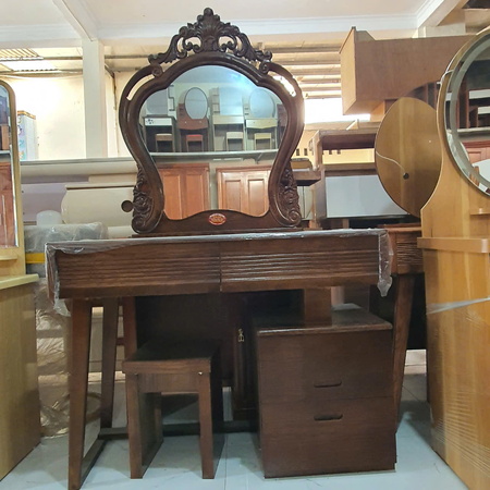 Bàn phấn gỗ sồi gương nụ màu óc chó