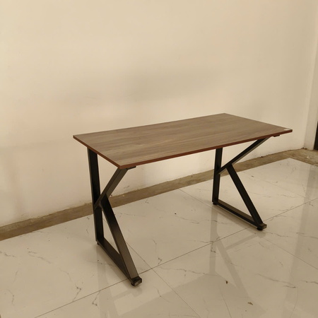 Bàn làm việc chữ K