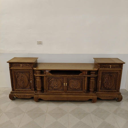 Kệ TV cột mun 2m4