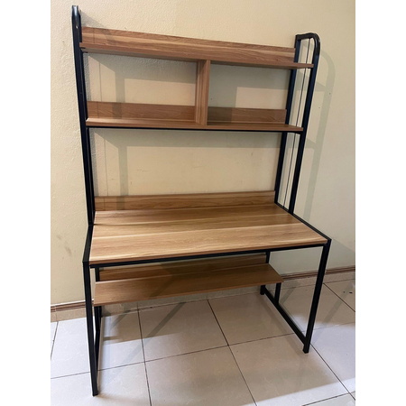 Bàn học chân sắt giá sách cao