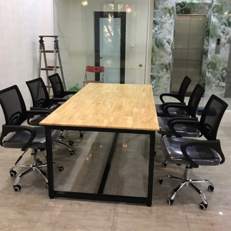Bàn phòng họp chân sắt m8, mặt gỗ MDF
